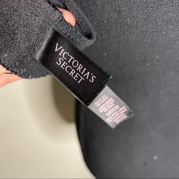 [Victoria’s Secret] Body By Victoria Lined Demi Bra - Picture 10 of 11